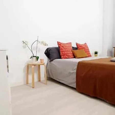 Szálloda Urban Basic Hospitalet de Llobregat