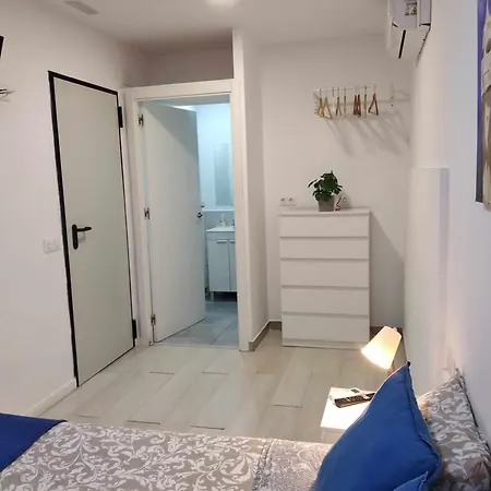 Urban Basic Szálloda *