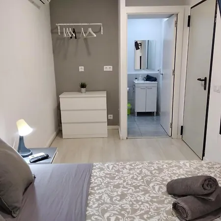 Urban Basic Hotel L'Hospitalet de Llobregat