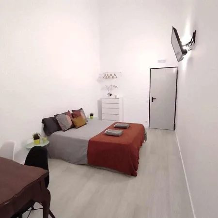 Hotel Urban Basic L'Hospitalet de Llobregat