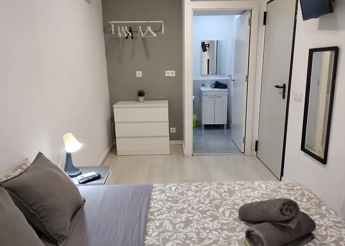 Urban Basic Hotel *